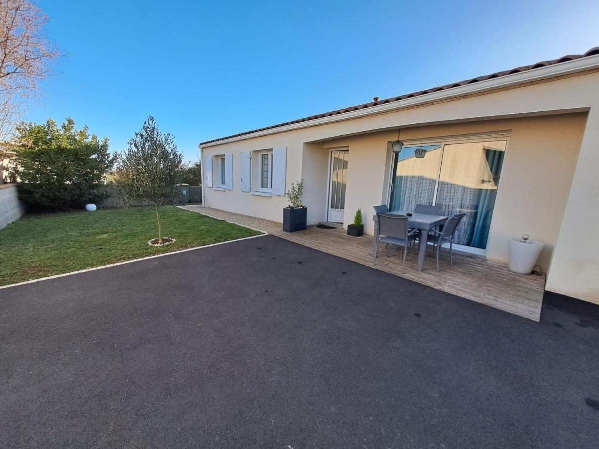 - Maison Capucine- Proche Centre D'Affaire Chauray, Jardin, Parking, Wifi Et Netflix, Ideal Voyage D'Affaire, Familles, Ou Simple Escapade Exterior foto